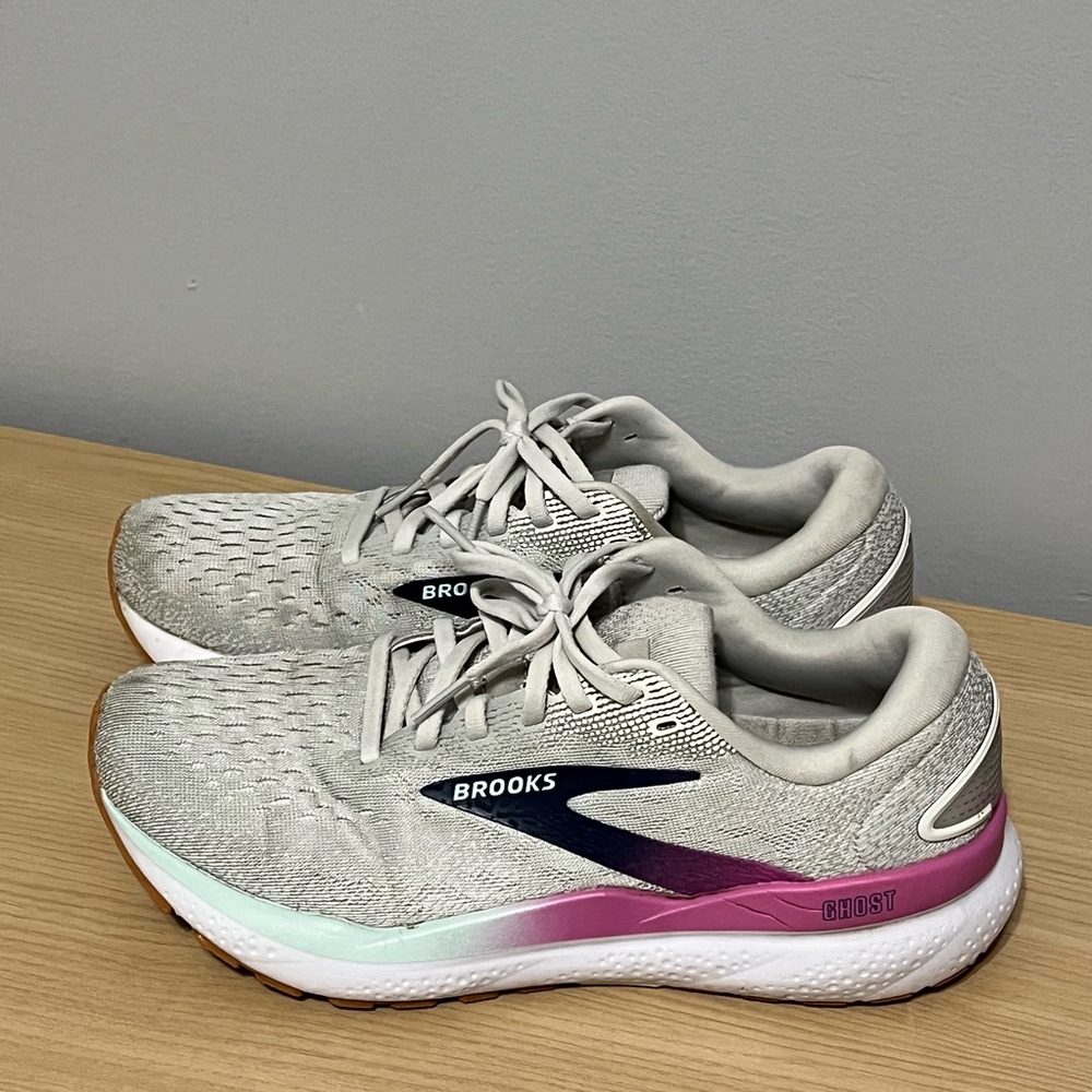 Brooks Women's Ghost Sneakers - Gray and Purple
